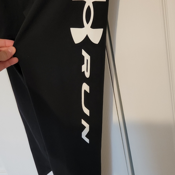 NWT Under Armor Heat Gear Running Leggings - Picture 3 of 4